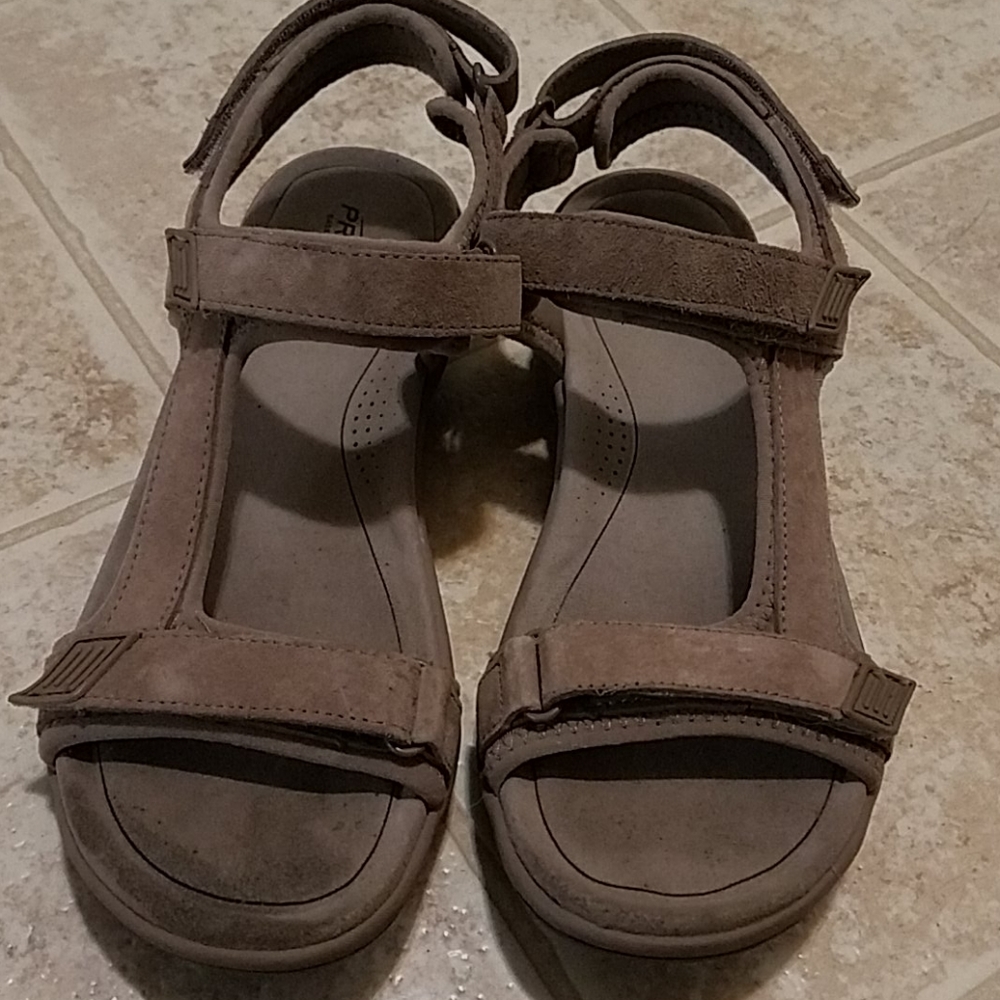 Bass Propel Touring Strap taupe sandals Size 7 Gorpcore